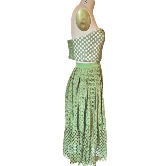 Tibi Green Crochet Skirt Size 2 - Picture 5 of 6